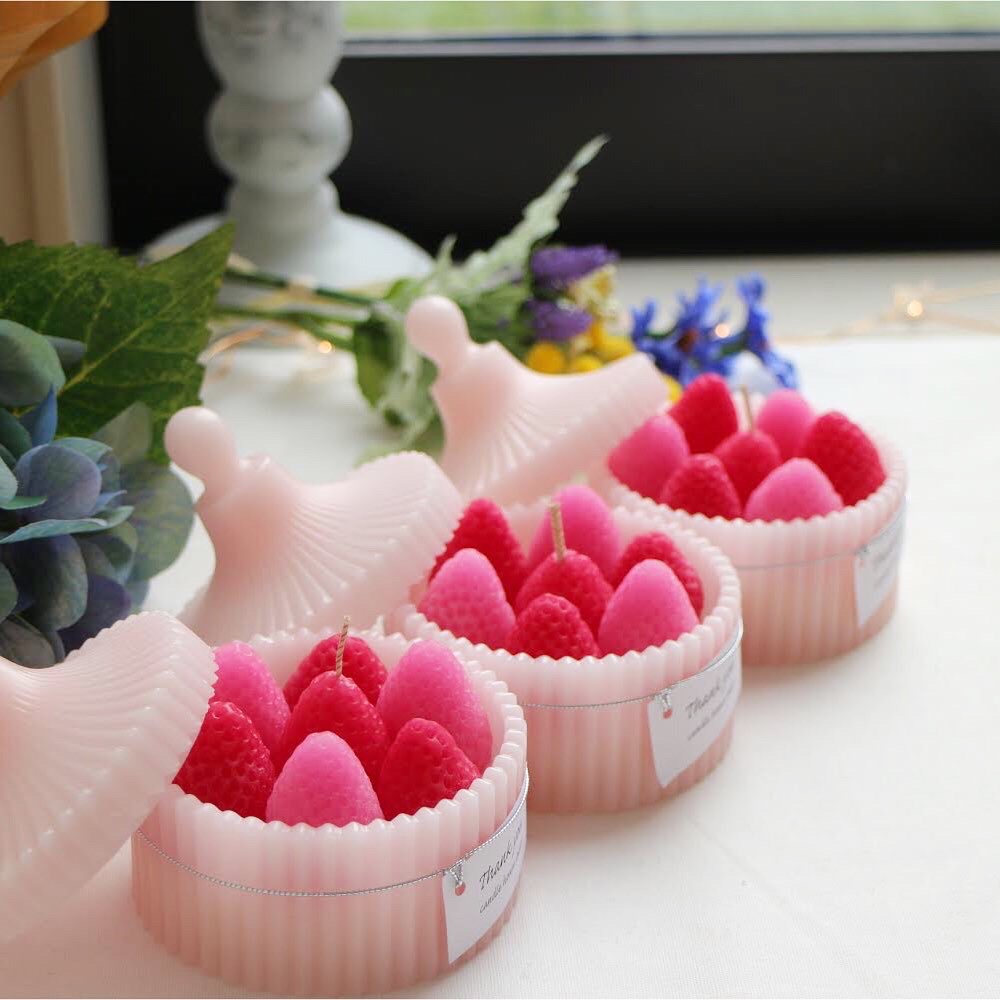 いちごのキャニスターキャンドルの作り方の紹介画像1