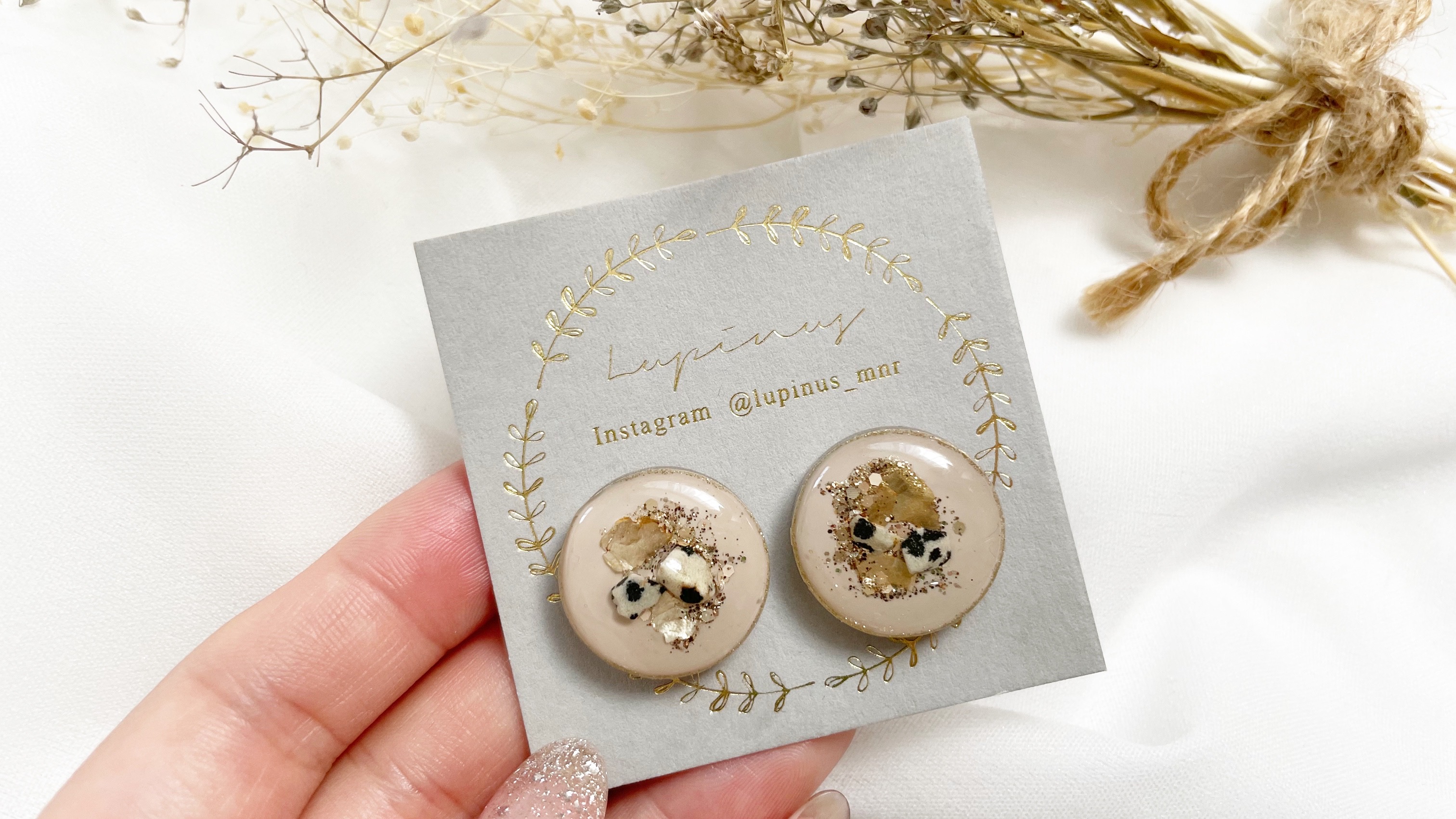 【レジン】シェルを使った簡単アート𓍯作り方の紹介画像1