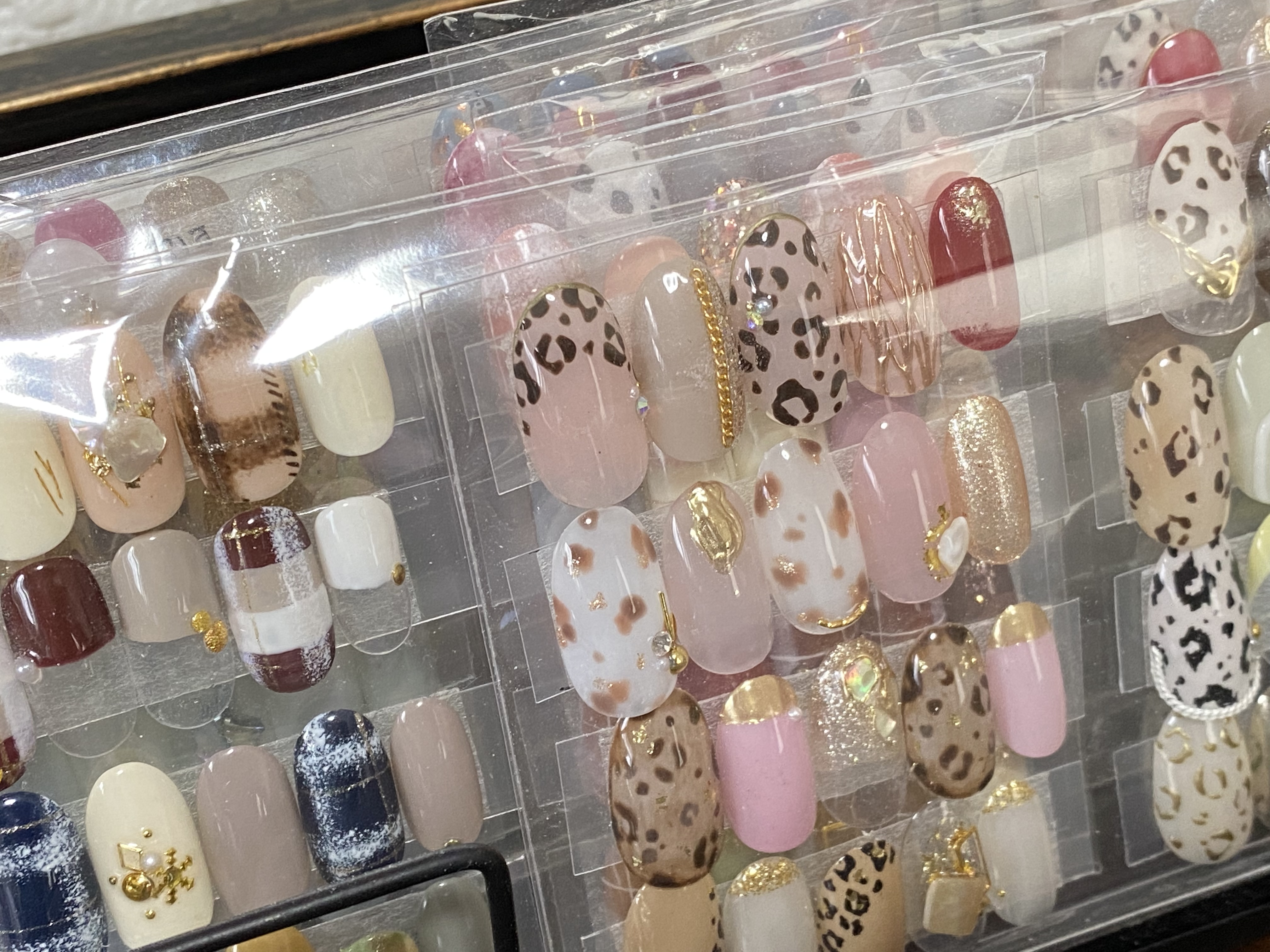 お客様がトキメク【サンプルアートの見せ方】&効率的に整理整頓する【ネイルチップ収納】の紹介画像2