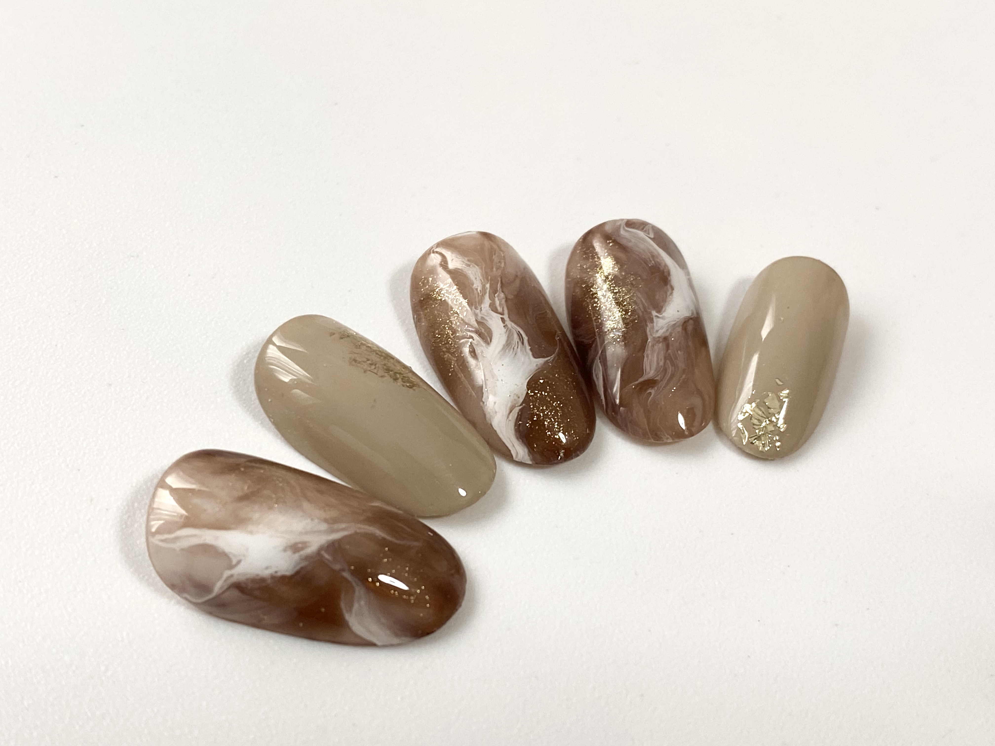 動画 サロンワークで時短アート １回の硬化で作るニュアンスアート Fantist