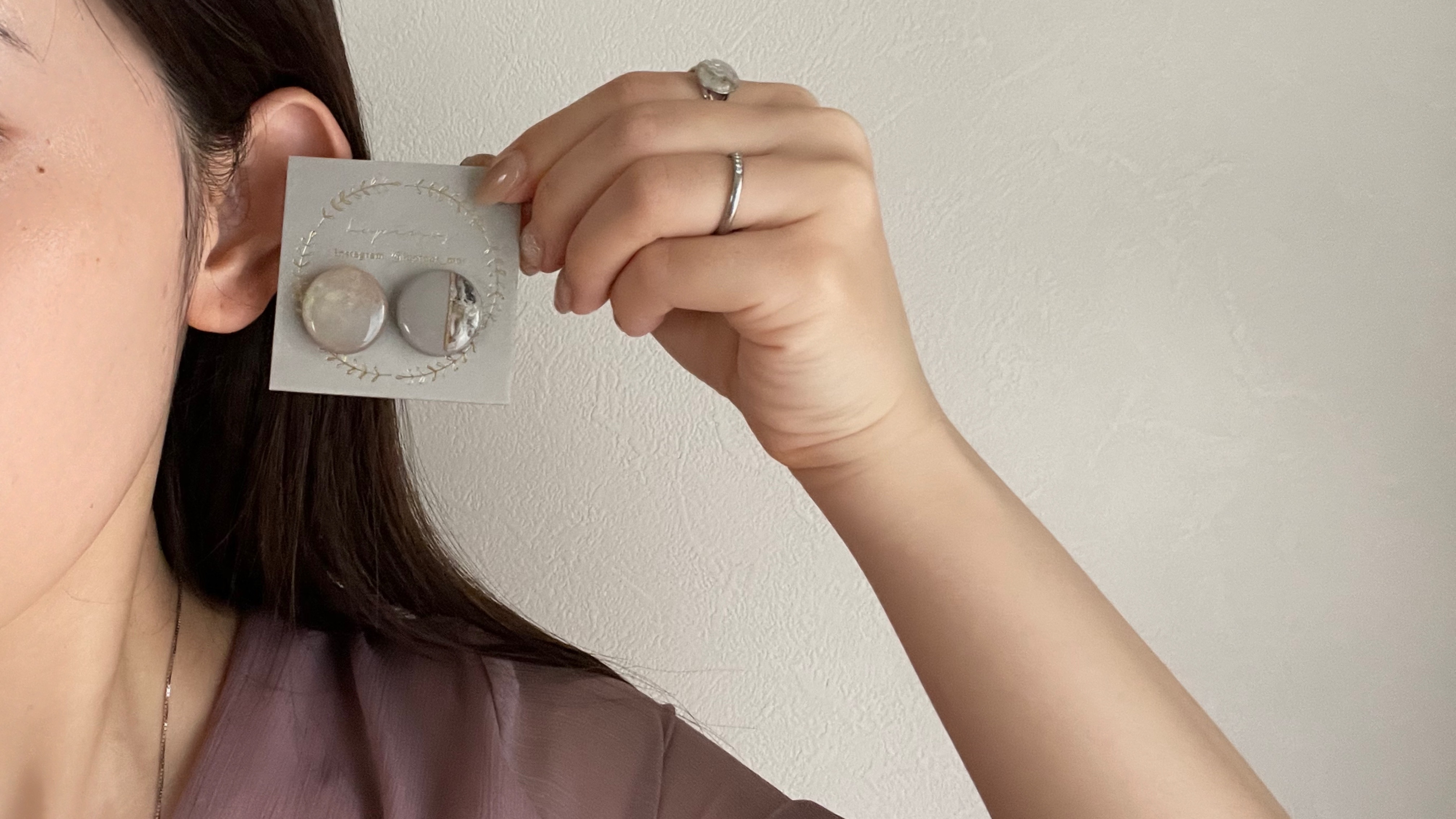 【レジン】ミラーパウダーのグラデーションの作り方の紹介画像1