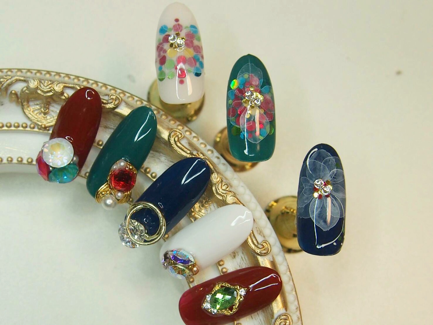 １ヶ月取れない!!ビジューの作り方＆パーツの取り付け方の紹介画像2