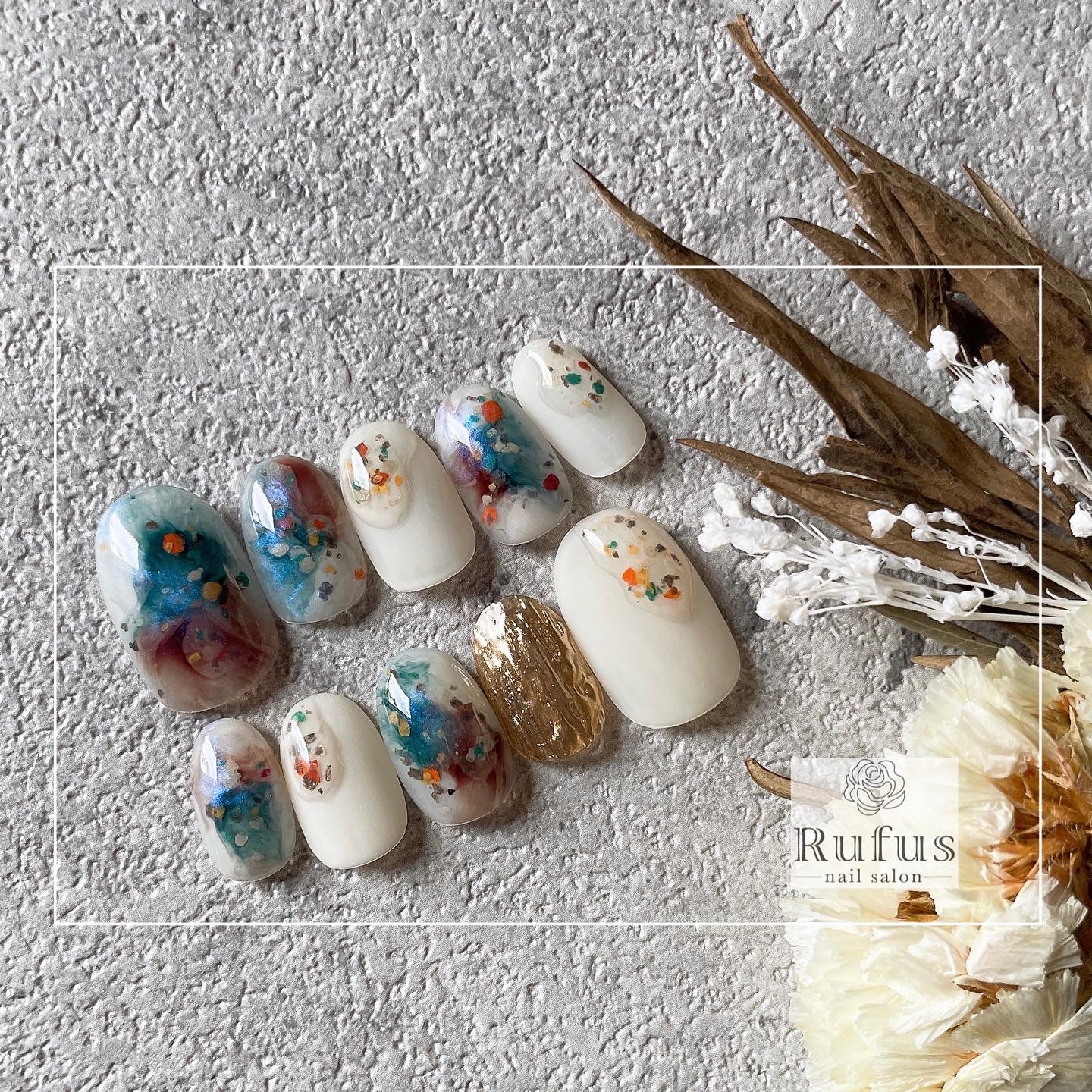 クリアベースで作るブルーニュアンスネイルのやり方の紹介画像2