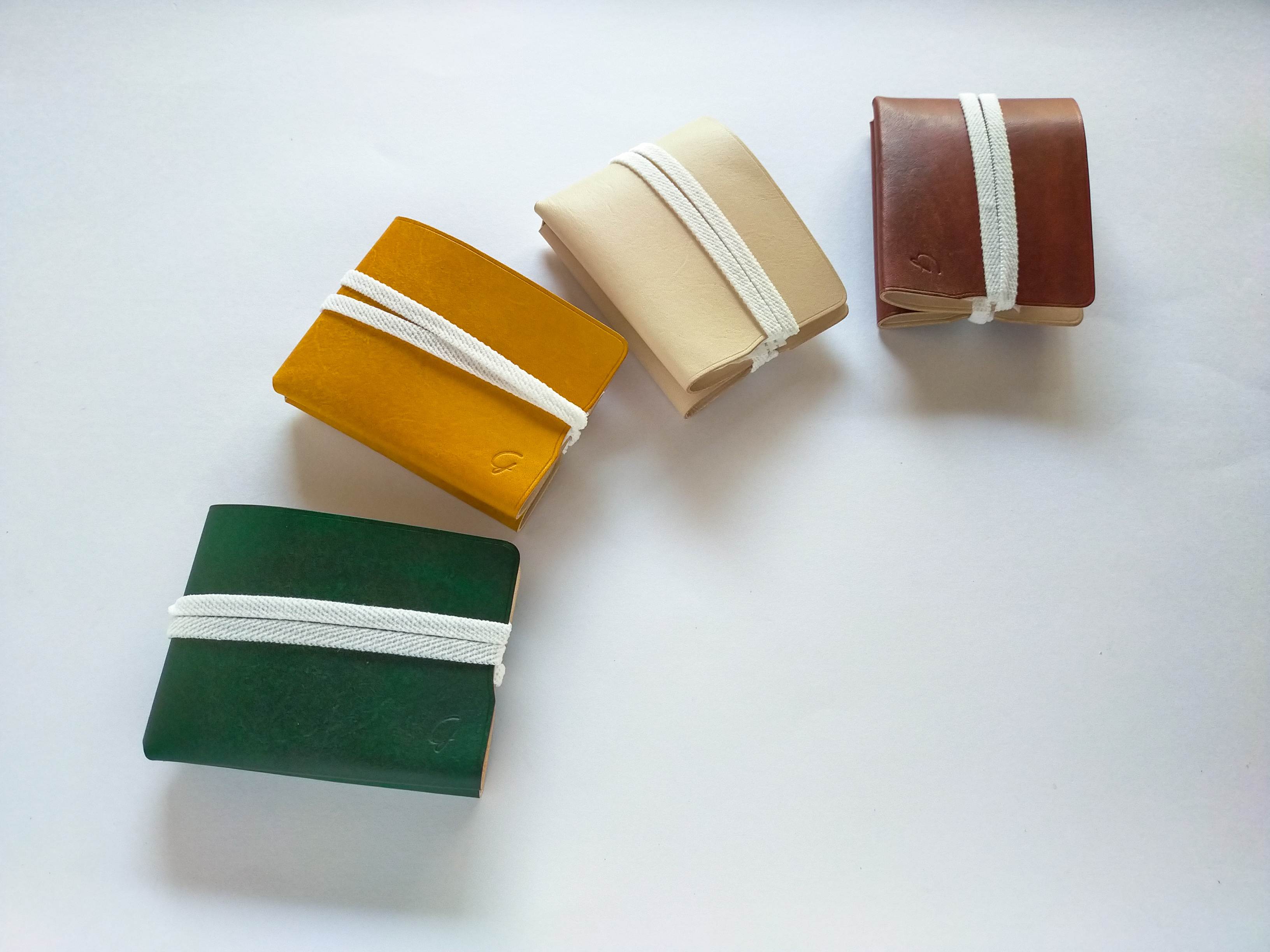 コンパクト収納マスクケースの作り方(PDF型紙付き)の紹介画像1