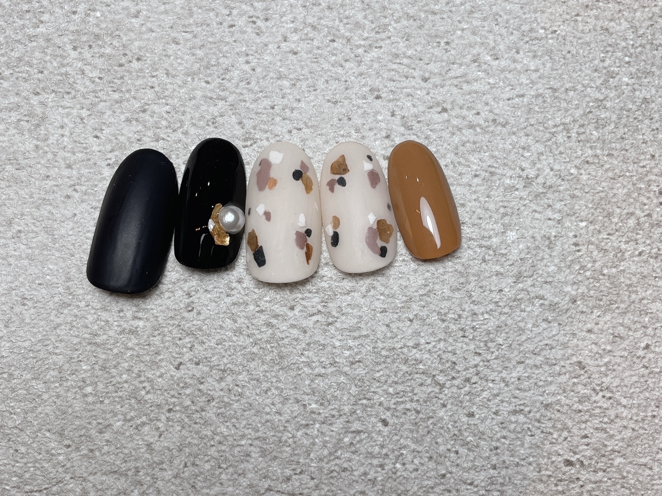 簡単♥つぶつぶストーンアート『埋込みアートを綺麗に仕上げるコツあります！』の紹介画像2