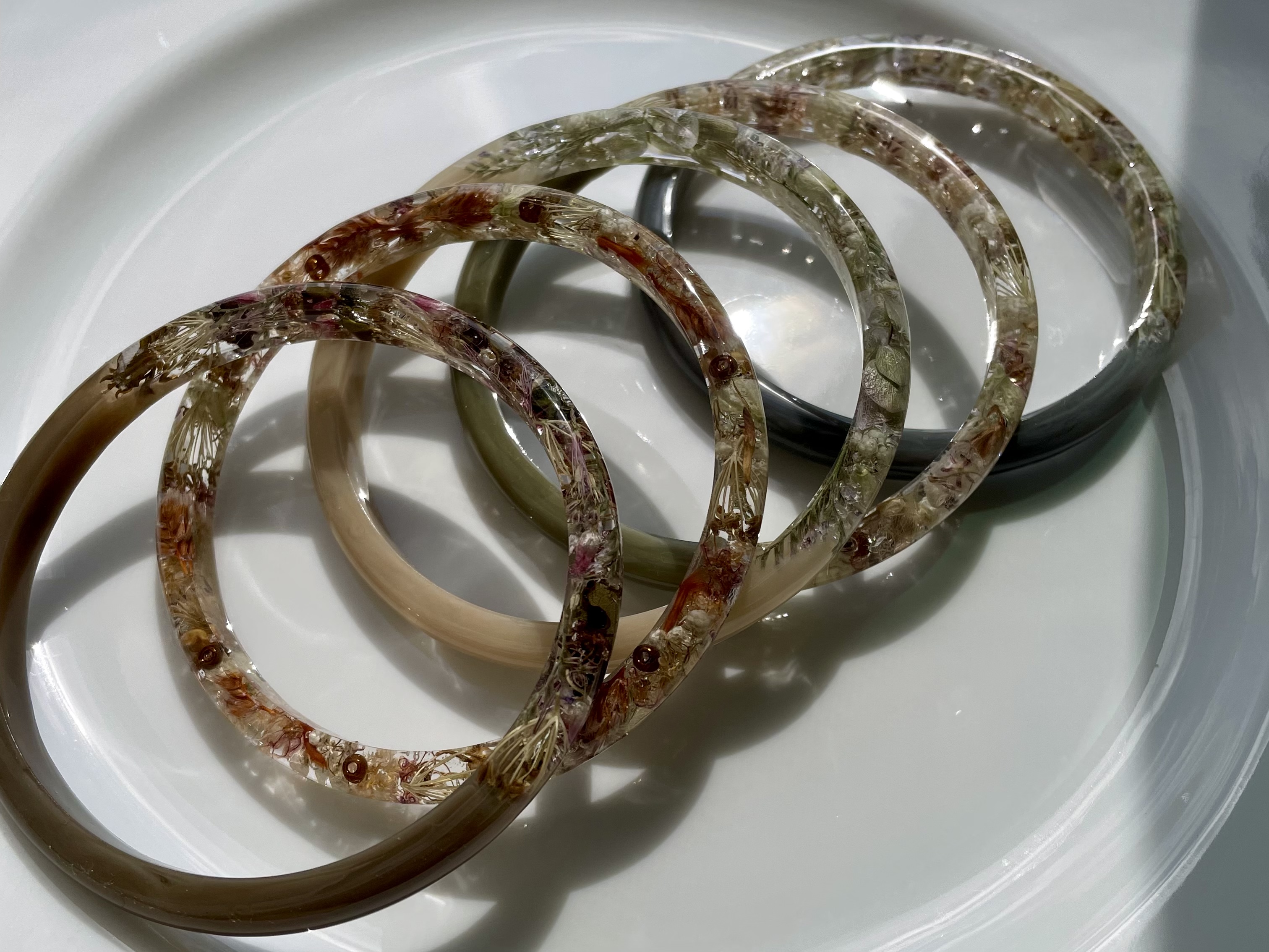 カラー入りフラワーバングルの作り方の紹介画像1